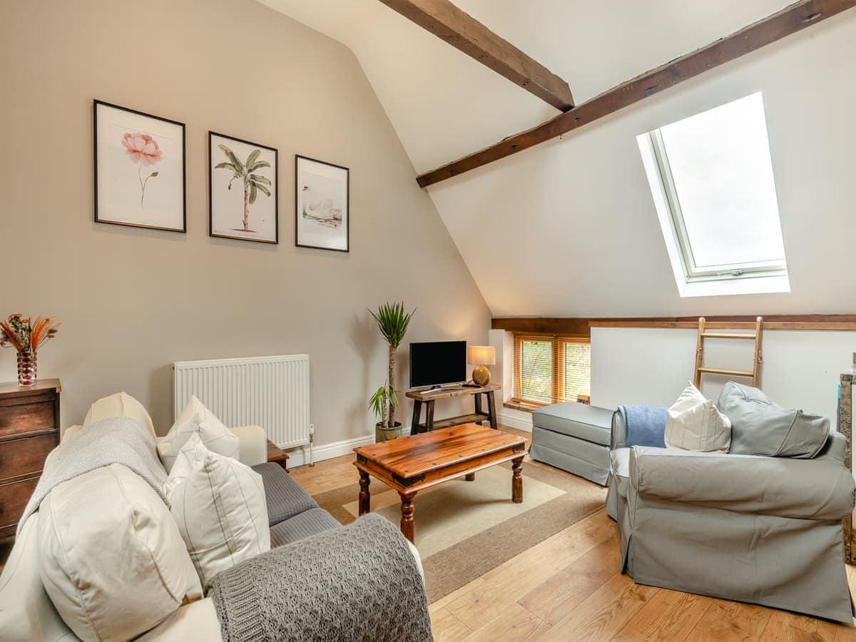 Luxury one-bedroom barn